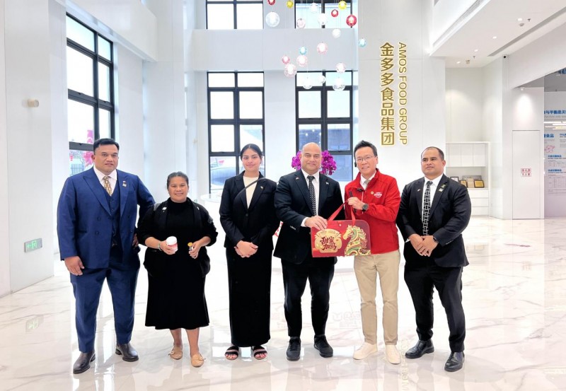 瑙鲁总统率代表团莅临金多多食品集团参观考察
